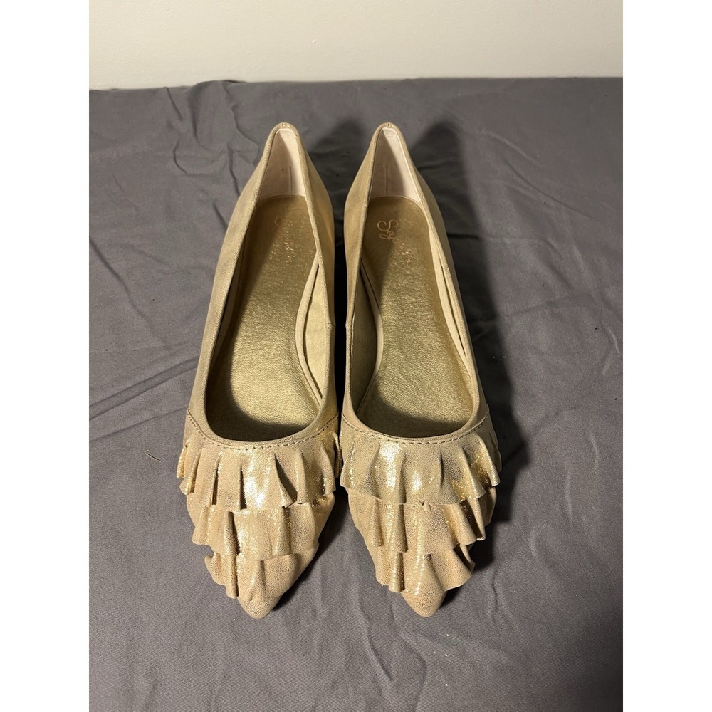Women's 9.5 Sparkly Gold Renaissance Cosplay Pointed Toe Flats Seychelles Ruffle